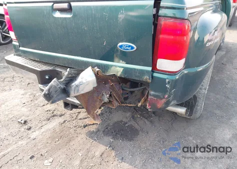 2000 Ford Ranger Xlt from USA, damaged, VIN 1FTZR15X7YTA93621